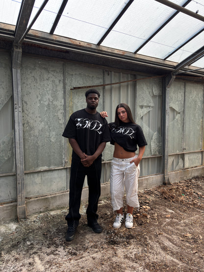 BLACK TEE